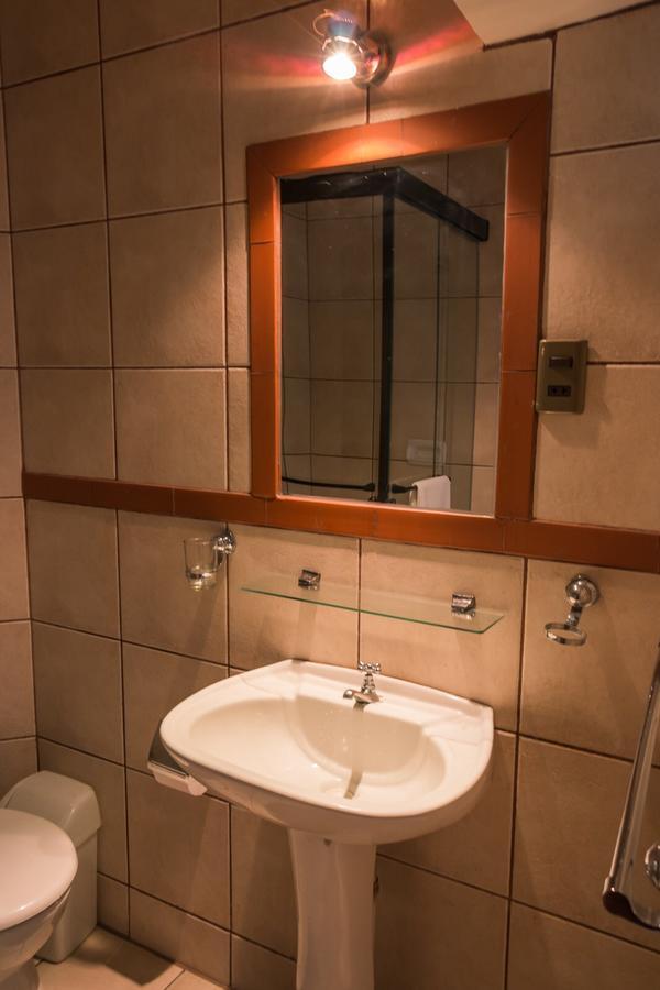 La Escondida Hostal Sucre Exteriör bild