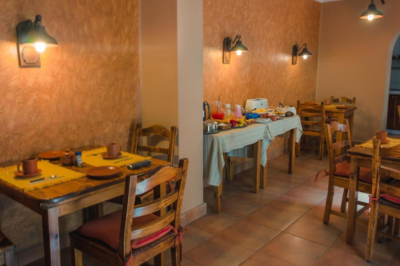 La Escondida Hostal Sucre Exteriör bild